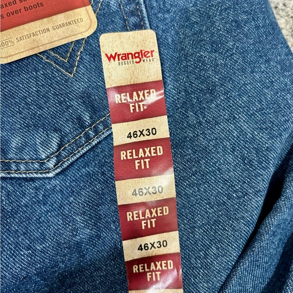 NWT Men’s Wrangler Jeans - Picture 5 of 5